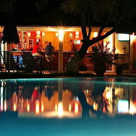 Kazazis Hotel *