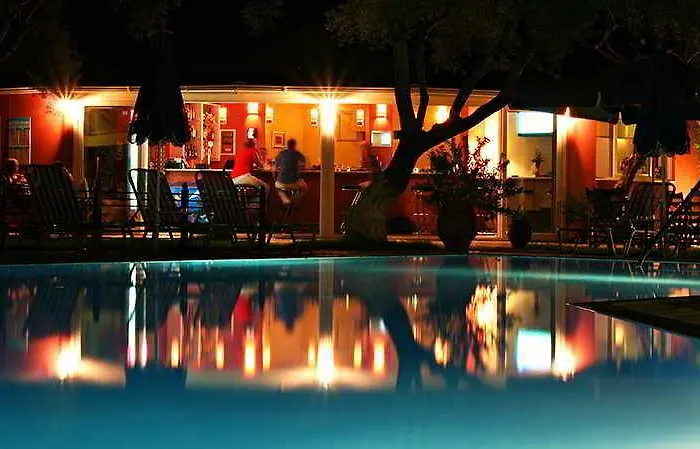 Kazazis Hotell *