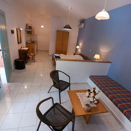 Kazazis Hotel *